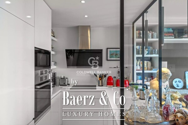 photo 4 Exceptional Apartment with Panoramic Sea View in a Prestigious Residence – Cannes Californie