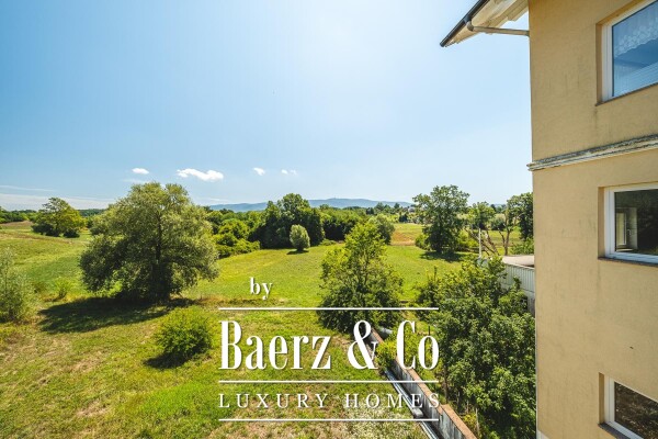 photo 3 Appartment and office building, Igrišće