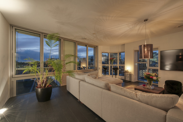 photo 6 Van Leijenberghlaan 2 T