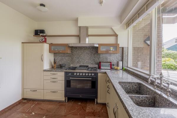 photo 25 Burgemeester Lepelaarssingel 11