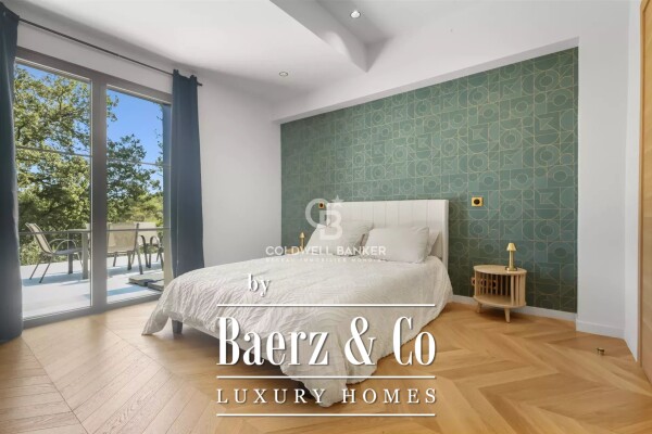 photo 15 Stone and renovated villa located in Valbonne