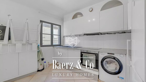 photo 4 Close to the port of Saint-Tropez