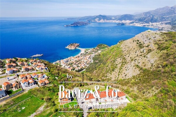 photo 2 Apartment in a Complex with a Pool in Sveti Stefan