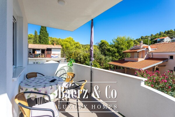 photo 15 Čiovo, Okrug Gornji,  4-apartment house with an outdoor kitchen, third row from the sea