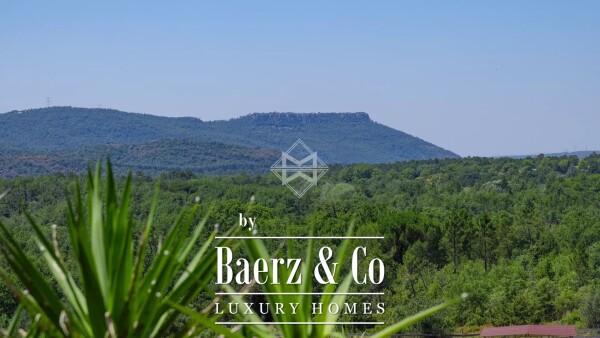 photo 3 Canton de Fayence – Family Home Ideal for a Bed and Breakfast