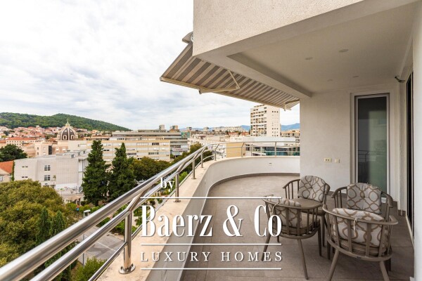 photo 23 Split, city center, three-bedroom apartment with double garage, UFA 124 m²