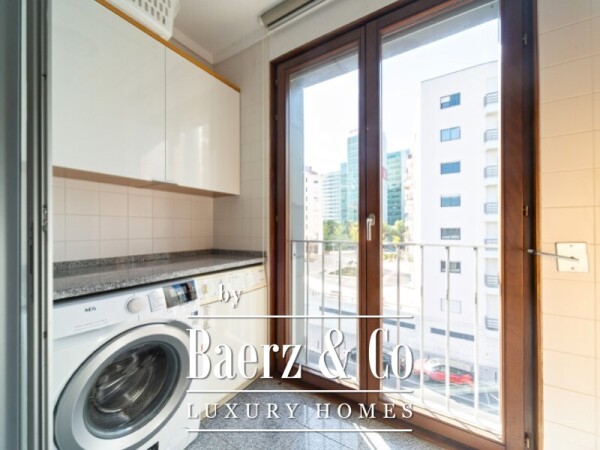 photo 10 T3, with condominium garden, garage and doorman