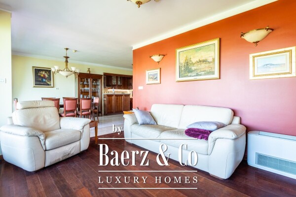 photo 4 Podstrana, luxurious apartment with panoramic sea view, first row to the see