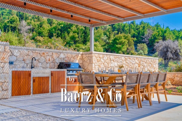 photo 8 1901861 - Villa For sale, Lefkada, 237 sq.m., €1.850.000