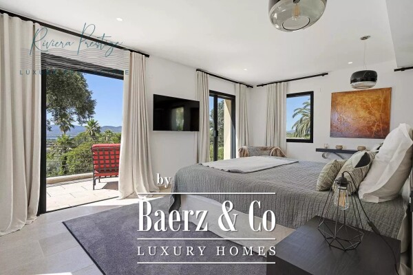 photo 8 Saint-Tropez - Contemporary Villa – Near Chapelle Sainte-Anne