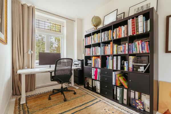 photo 22 Diepenbrockstraat 22