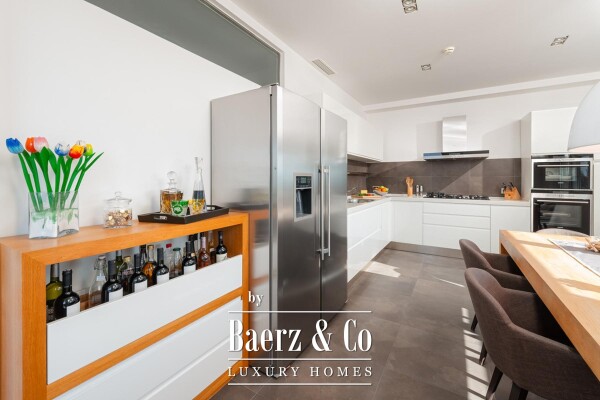 photo 8 Podstrana, luxury four bedroom apartment with a beautiful sea view and 2 garages