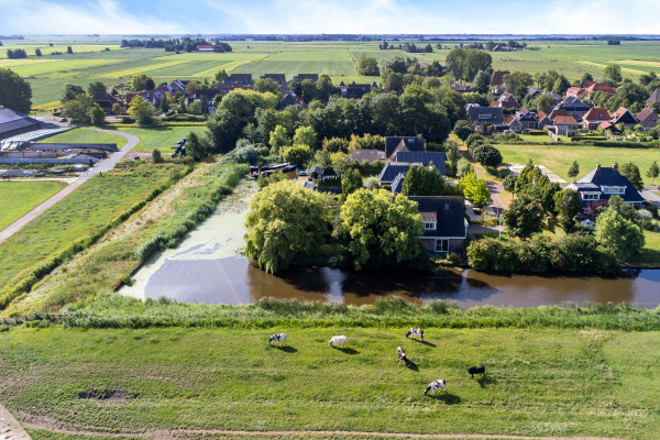 photo 43 Adam en Atze strjitte 8