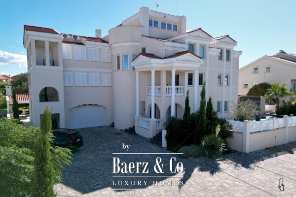 photo 1 Zadar, Zaton, spectacular four-bedroom apartment by the sea