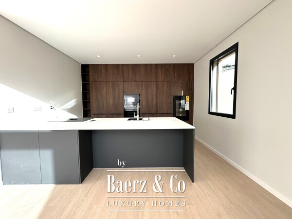 photo 10 New house in a private condominium, in Murches