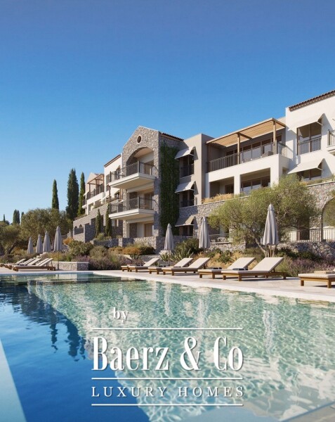 photo 3 Luxurious Golf Apartment in Montenegro