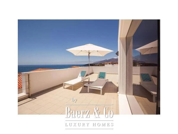 photo 14 Exclusive luxury villa on the seafront in Playa San Juan