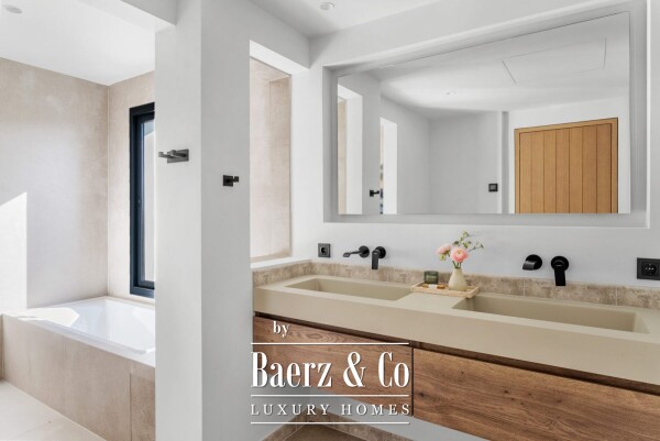 photo 27 Villa - Nueva Andalucia - Marbella - Ref: 8684