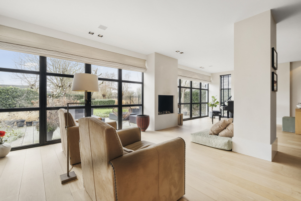 photo 12 Handweg 157