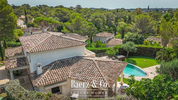 photo 8 For Sale : 6-bedroom villa with infinity pool - Secure private estate - Saint-Raphaël, near golf courses, sea view