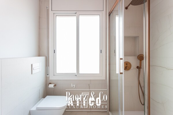 photo 29 Penthouse for sale in Gràcia