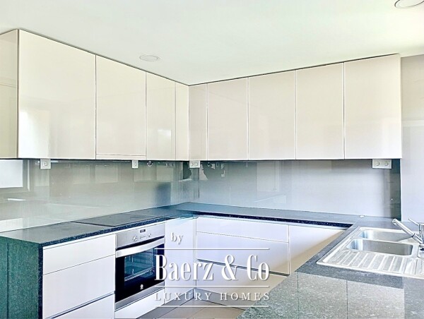 photo 9 Villa with garden