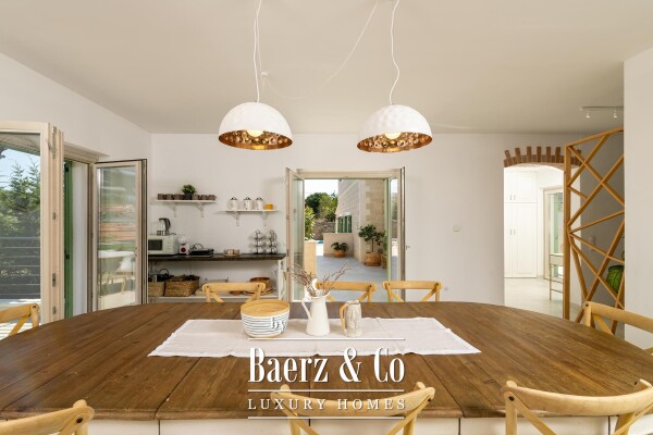 photo 13 Hvar, Vrboska, beautiful stone villa near the sea