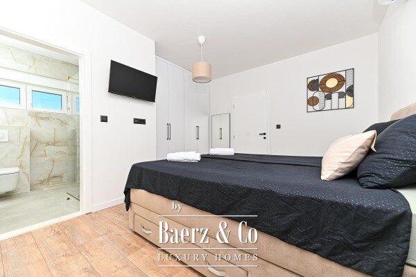 photo 18 Kaštela, newly built house with swimming pool and sea view