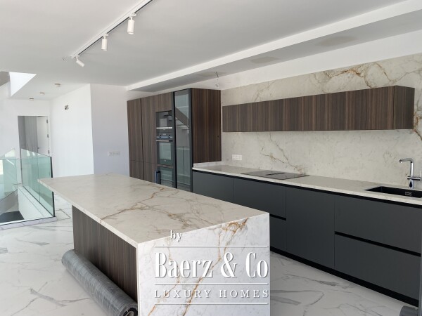 photo 3 Beautiful move in ready villa in residential area Tenerife south