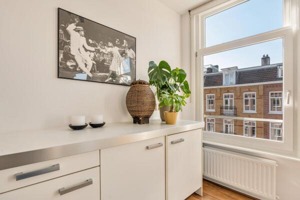 photo 9 Balthasar Floriszstraat 12 3