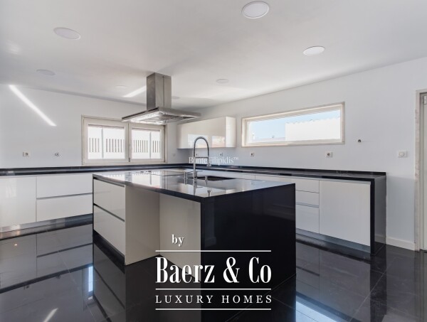 photo 11 Beautiful luxury home in São Domingos de Rana, Tires