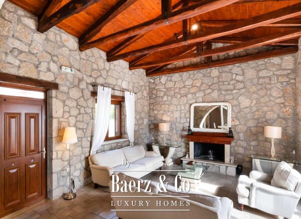 photo 10 2353723 - Villa For sale, Lefkada, 404 sq.m., €2.300.000