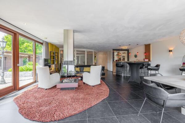 photo 39 Schoolstraat 153
