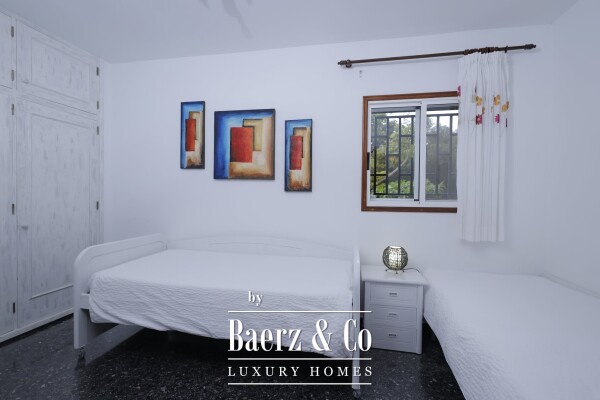 photo 14 Exclusive country house with indoor swimming pool in La Esperanza