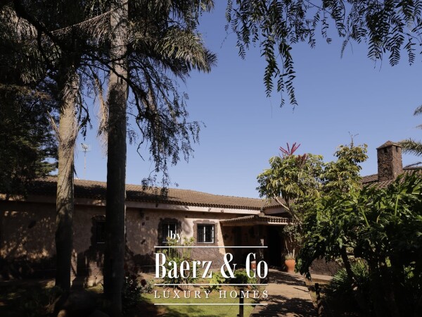 photo 3 Exclusive country house with indoor swimming pool in La Esperanza