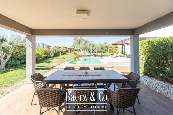 photo 4 Istria, Medulin - Luxury Villa with a Swimming Pool and Spacious Grounds